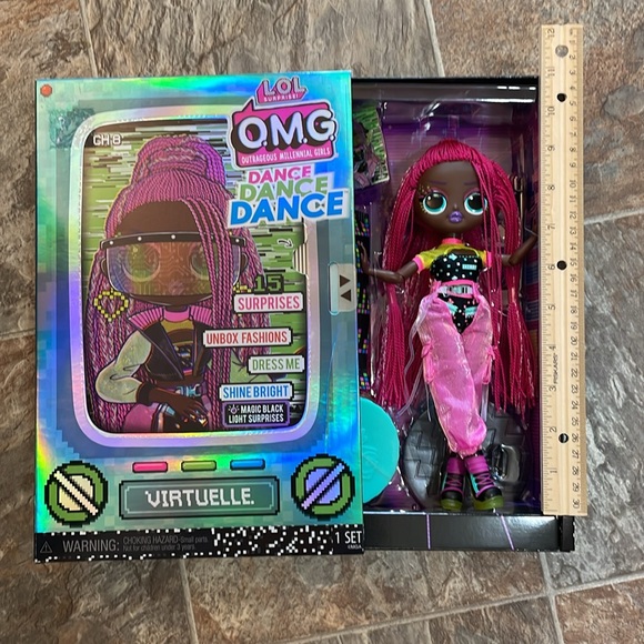 L.O.L. O.M.G. Dance Bundle Dolls - Picture 4 of 4